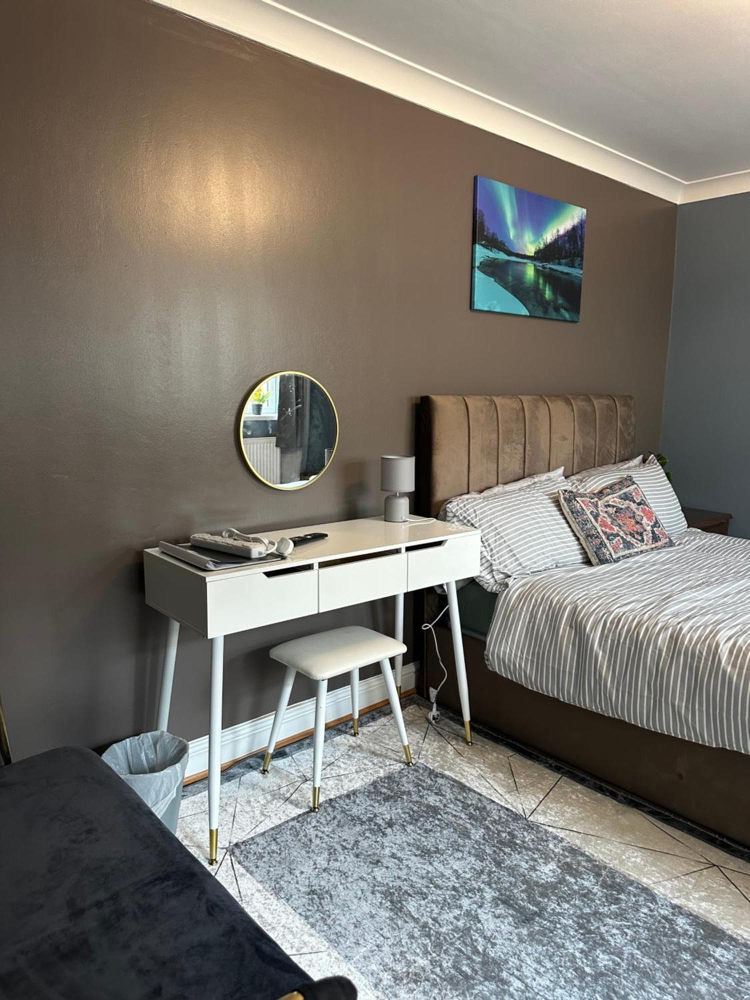 Amazing Ground Floor One Bedroom Apartment Forest Road London Exterior photo